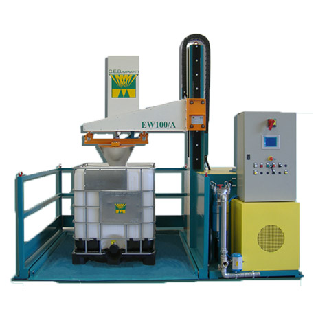 Machine de nettoyage automatique à haute pression pour cuves mobiles et IBC
