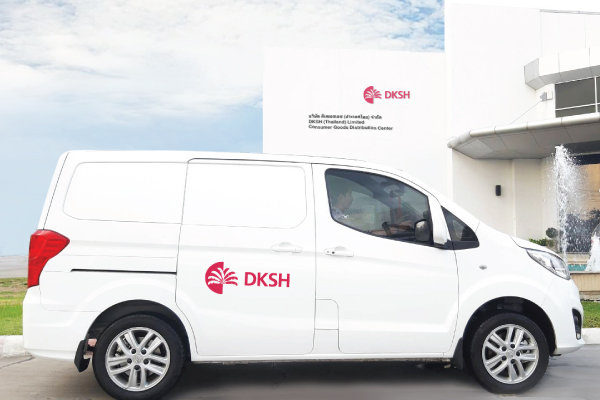 DKSHThailandpartners with Loxley to launch electric van at its distribution center to promote eco-friendly solutions