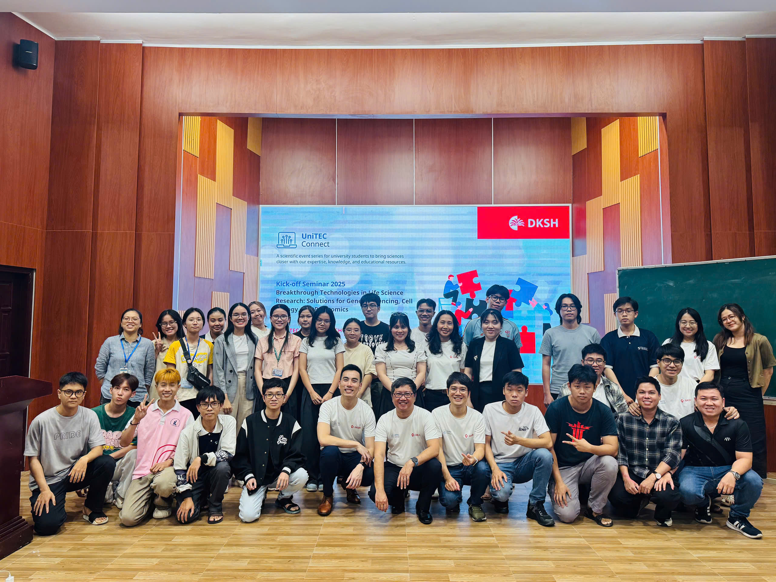 DKSH Việt Nam Thúc Đẩy Khả Năng Tiếp Cận Công Nghệ Khoa Học Cho Sinh Viên và Giới Học Thuật Với Chương Trình "UniTEC Connect"