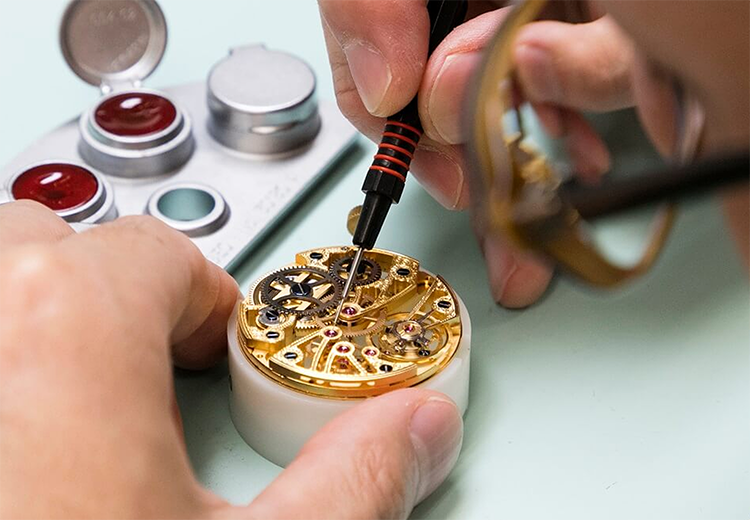 Luxury&Watches_SectionB_02.png