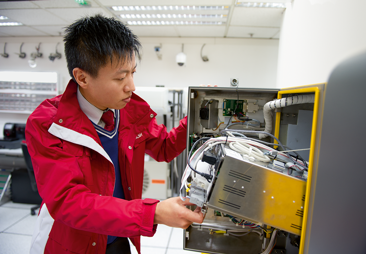 Application_Engineering_750x530.png
